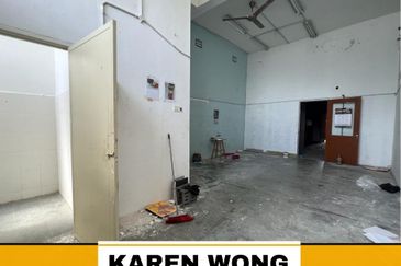 SELL AT LOST PERMATA HILL PARK Double Storey SHOPLOT for Sale