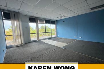 SELL AT LOST PERMATA HILL PARK Double Storey SHOPLOT for Sale