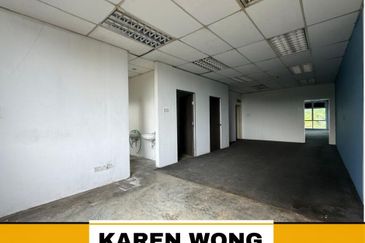 SELL AT LOST PERMATA HILL PARK Double Storey SHOPLOT for Sale