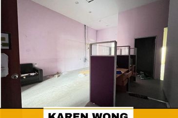 SELL AT LOST PERMATA HILL PARK Double Storey SHOPLOT for Sale