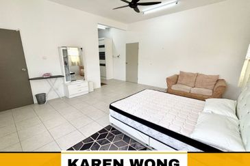 YARRA PARK WESTFIELD