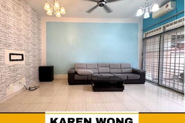 Bandar Laguna Merbok