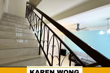 Bandar Laguna Merbok