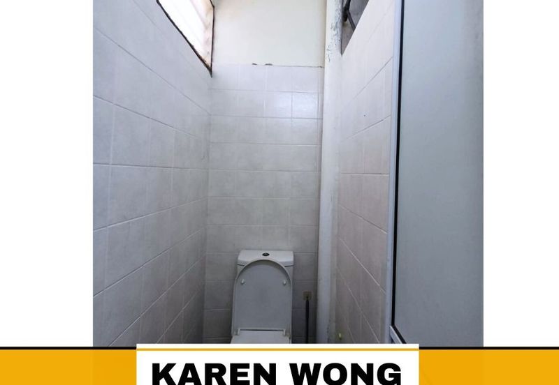 TAMAN PERPADUAN NEAR SIN KWANG SCHOOL ENDLOT RENOVATED House for Sale