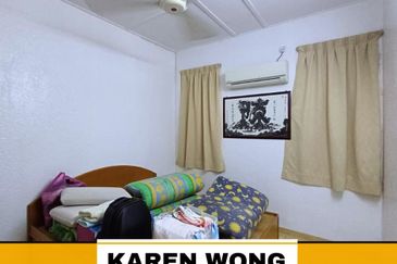 TAMAN PERPADUAN NEAR SIN KWANG SCHOOL ENDLOT RENOVATED House for Sale