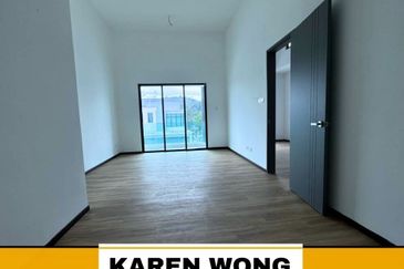 Sierra, Bukit Banyan