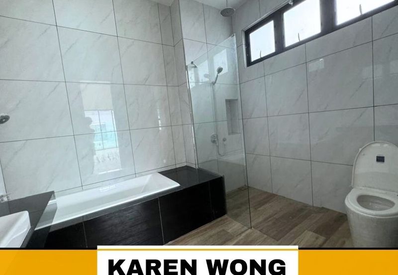 Sierra, Bukit Banyan