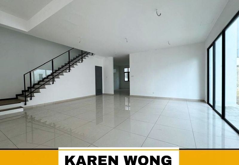 Sierra, Bukit Banyan