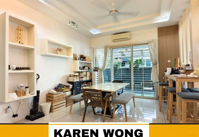 Bandar Laguna Merbok