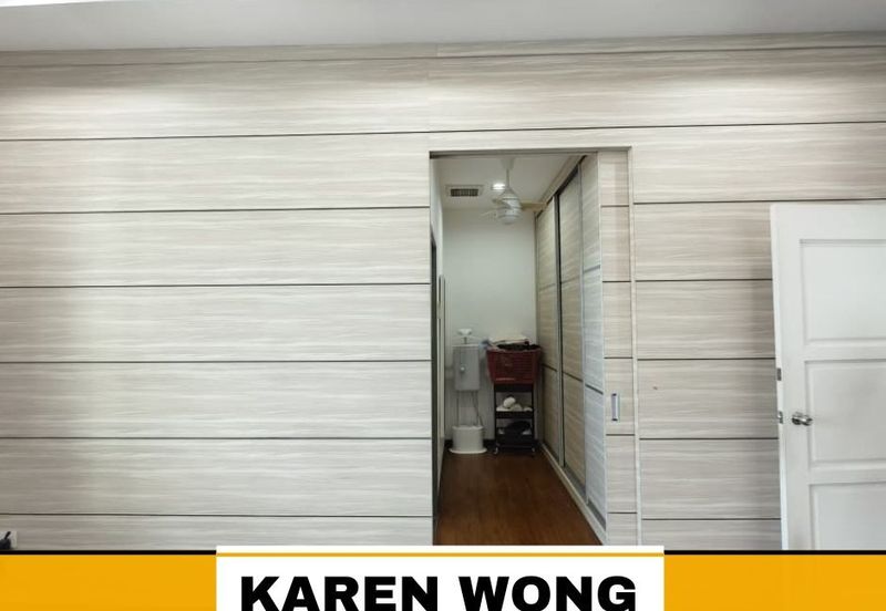 Bandar Laguna Merbok