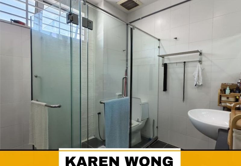 Bandar Laguna Merbok