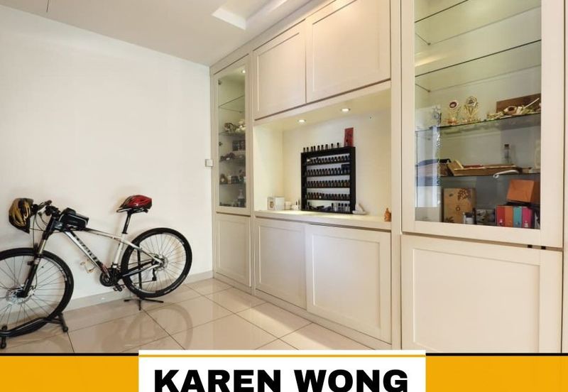 Bandar Laguna Merbok