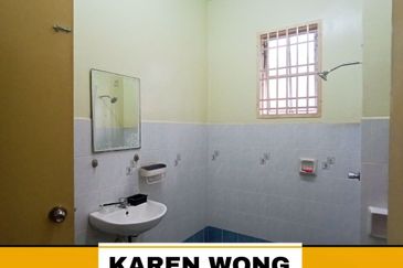 BANDAR LAGUNA MERBOK (TERES)