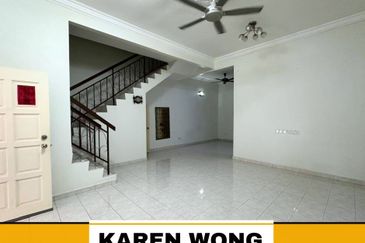 Bandar Laguna Merbok