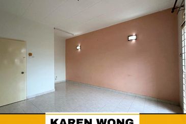 Bandar Laguna Merbok