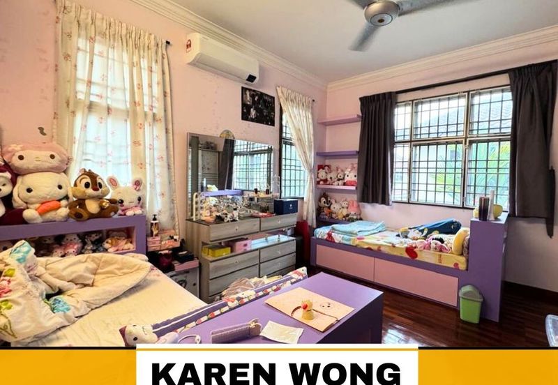 Bandar Laguna Merbok