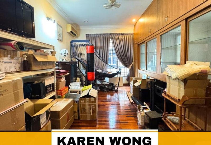 Bandar Laguna Merbok