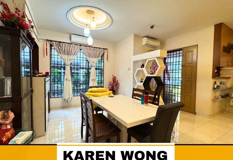 Bandar Laguna Merbok