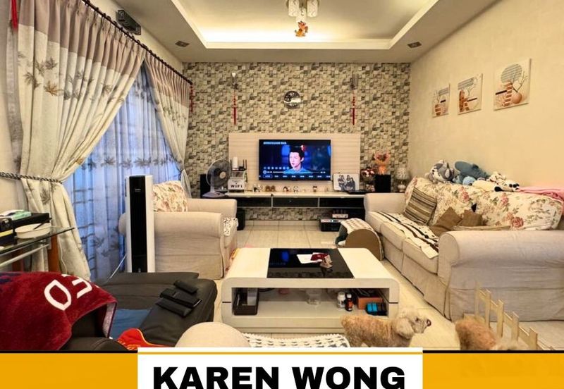 Bandar Laguna Merbok