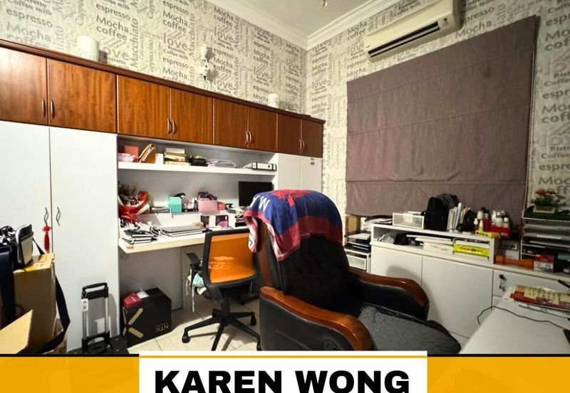 Bandar Laguna Merbok