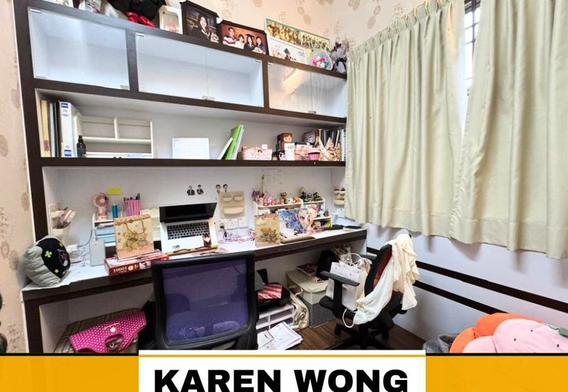 Bandar Laguna Merbok