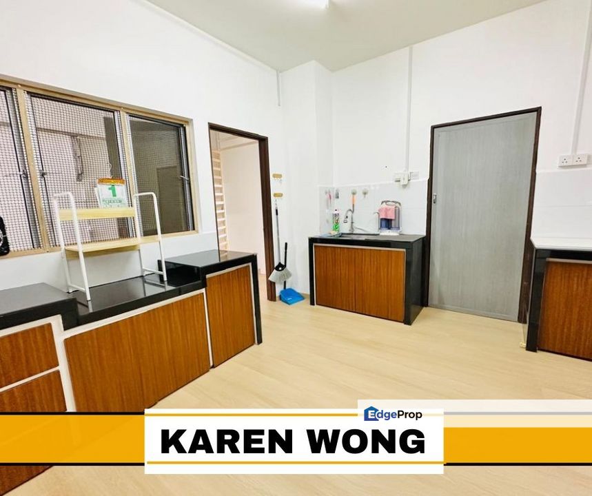 UPPER FLOOR TOWN HOUSE BUKIT BANYAN Partly Furnished House for Sale, Kedah, Sungai Petani