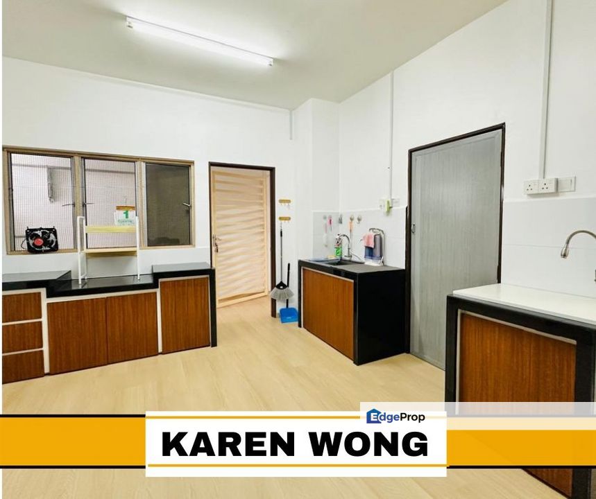 UPPER FLOOR TOWN HOUSE BUKIT BANYAN Partly Furnished House for Sale, Kedah, Sungai Petani