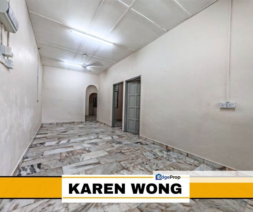 WALKING DISTANCE TO PASAR PAGI TAMAN RIA JAYA FULLY EXTENDED Terrace House for Rent, Kedah, Sungai Petani