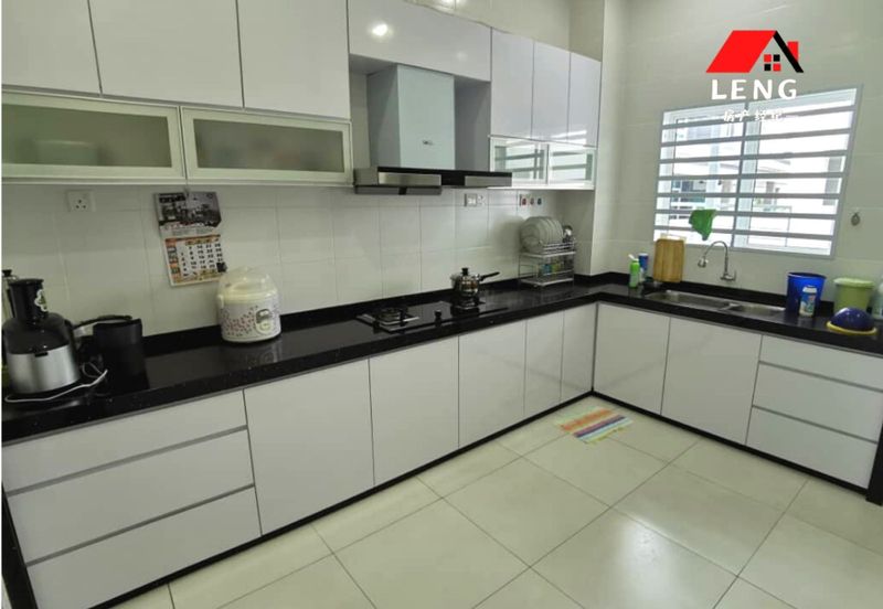 Bukit Banyan Eugenia