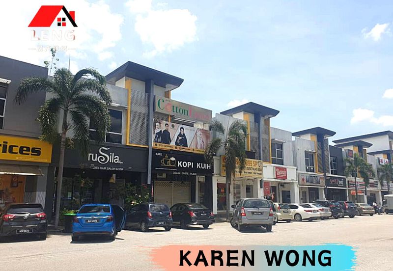 Bandar Laguna Merbok