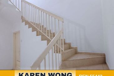 Bandar Laguna Merbok