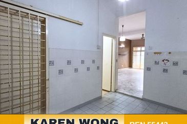 Bandar Laguna Merbok