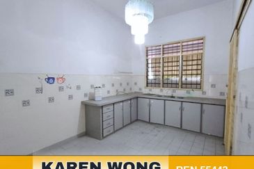 Bandar Laguna Merbok