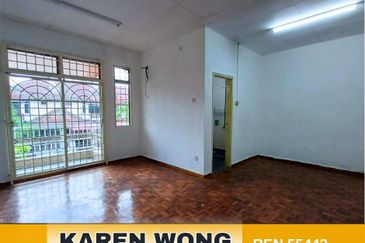 Bandar Laguna Merbok