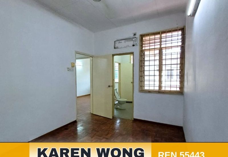 Bandar Laguna Merbok