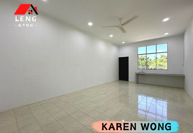 RENOVATED & GOOD CONDITIONS 1 Storey SEMI DETACHED for Sale