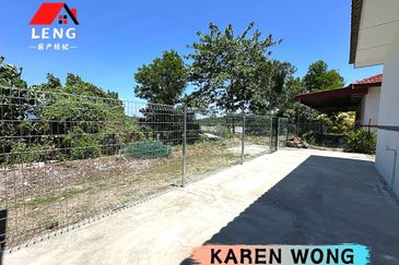 RENOVATED & GOOD CONDITIONS 1 Storey SEMI DETACHED for Sale