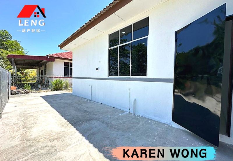 RENOVATED & GOOD CONDITIONS 1 Storey SEMI DETACHED for Sale