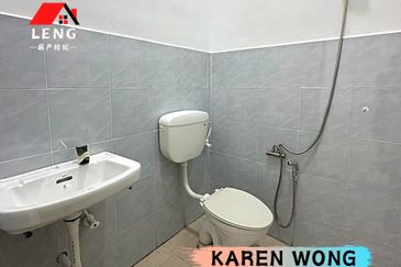 RENOVATED & GOOD CONDITIONS 1 Storey SEMI DETACHED for Sale