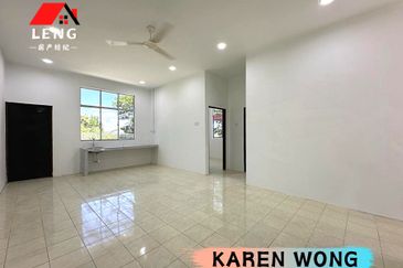 RENOVATED & GOOD CONDITIONS 1 Storey SEMI DETACHED for Sale