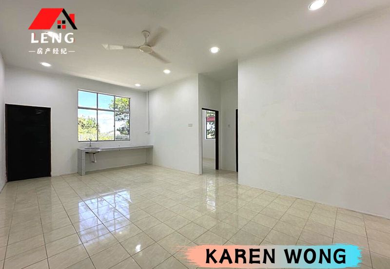 RENOVATED & GOOD CONDITIONS 1 Storey SEMI DETACHED for Sale