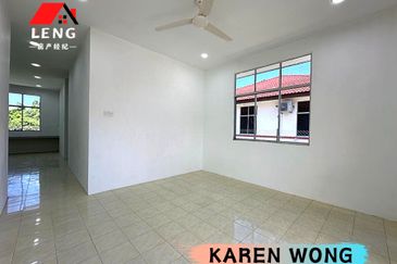 RENOVATED & GOOD CONDITIONS 1 Storey SEMI DETACHED for Sale