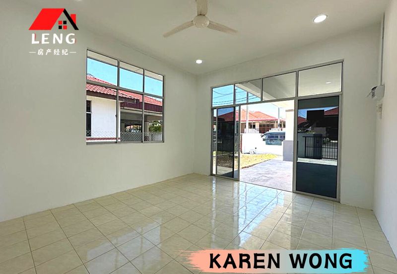 RENOVATED & GOOD CONDITIONS 1 Storey SEMI DETACHED for Sale