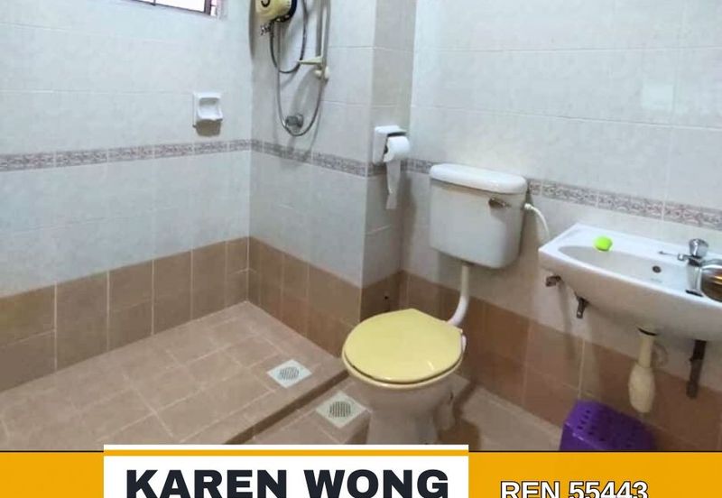 Bandar Laguna Merbok