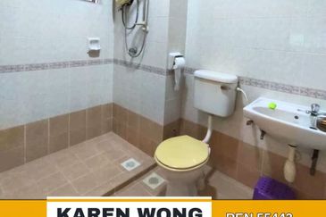 Bandar Laguna Merbok