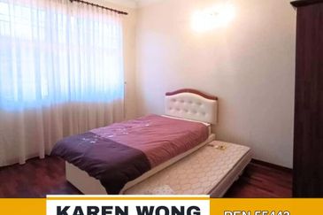 Bandar Laguna Merbok