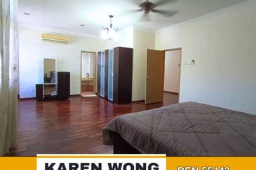 Bandar Laguna Merbok