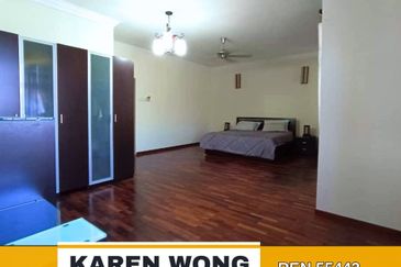 Bandar Laguna Merbok