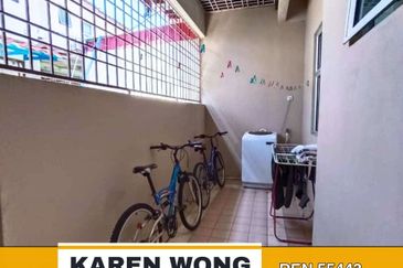 Bandar Laguna Merbok