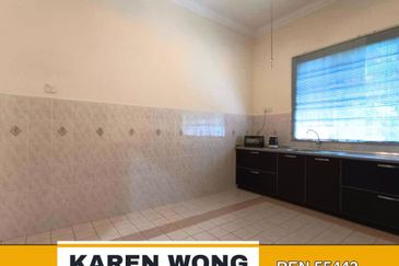 Bandar Laguna Merbok